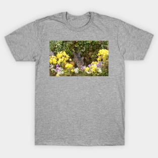 pair of wild mice spring flowers T-Shirt